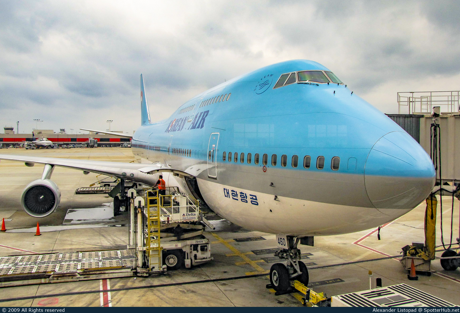 Photo of HL7460 - Boeing 747-4B5 operated by Korean Air