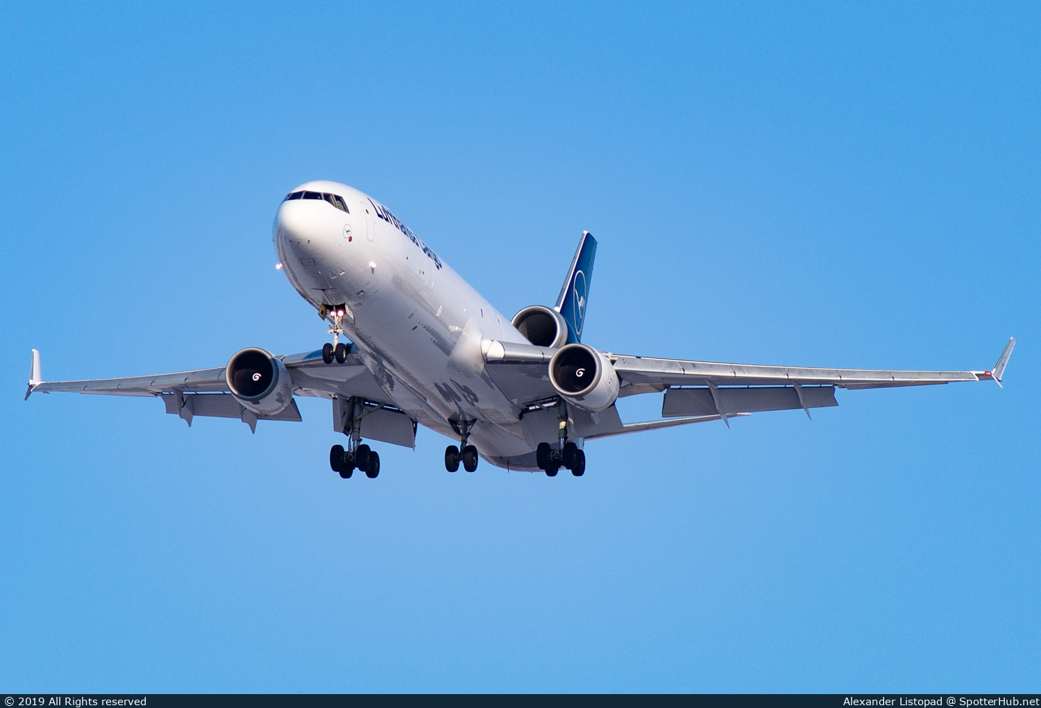 Photo of D-ALCC - McDonnell Douglas MD-11(F) operated by Lufthansa Cargo