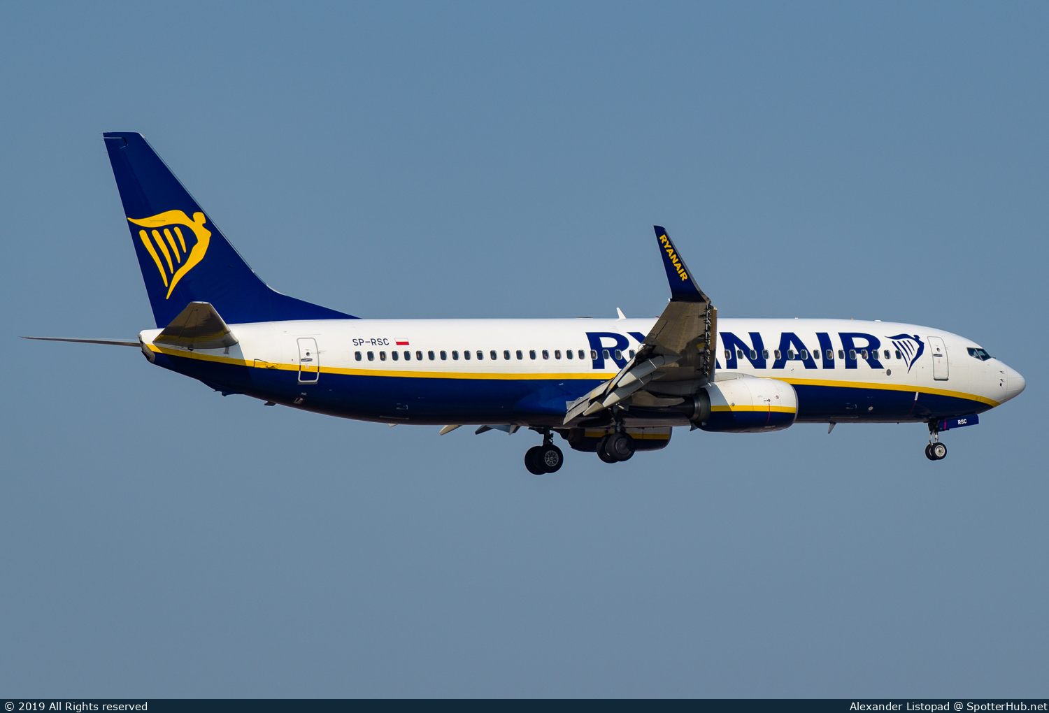 Photo of SP-RSC - Boeing 737-8AS operated by Ryanair Sun