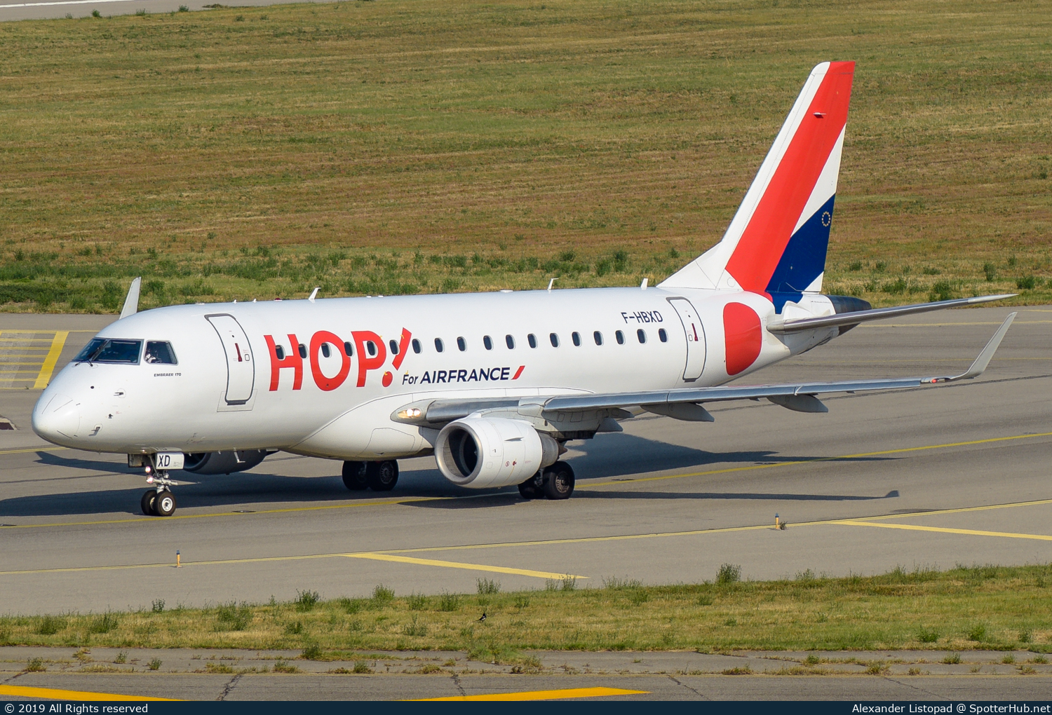 Photo of F-HBXD - Embraer ERJ-170STD operated by Air France HOP