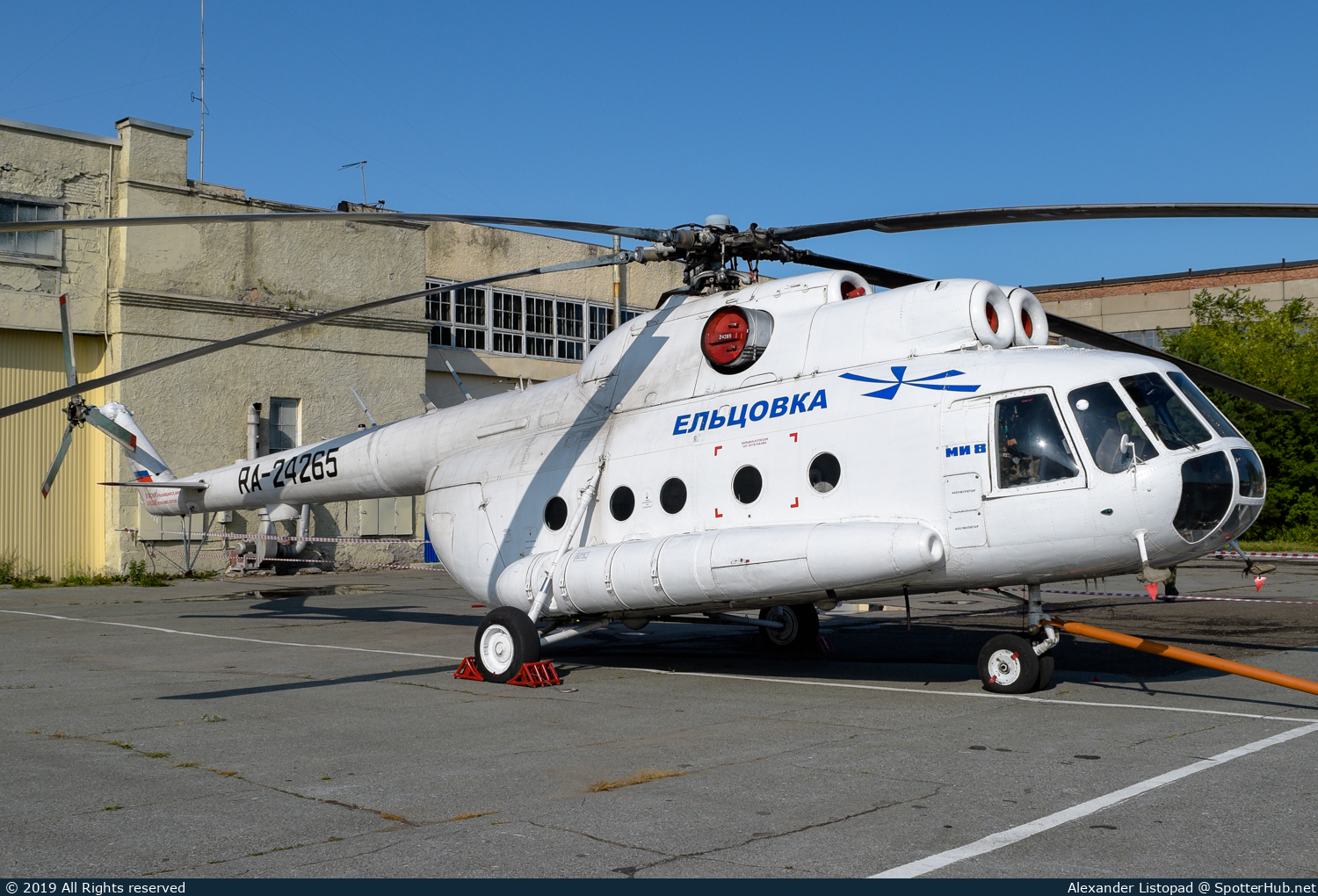 Photo of RA-24265 - Mil Mi-8T operated by Elzovka