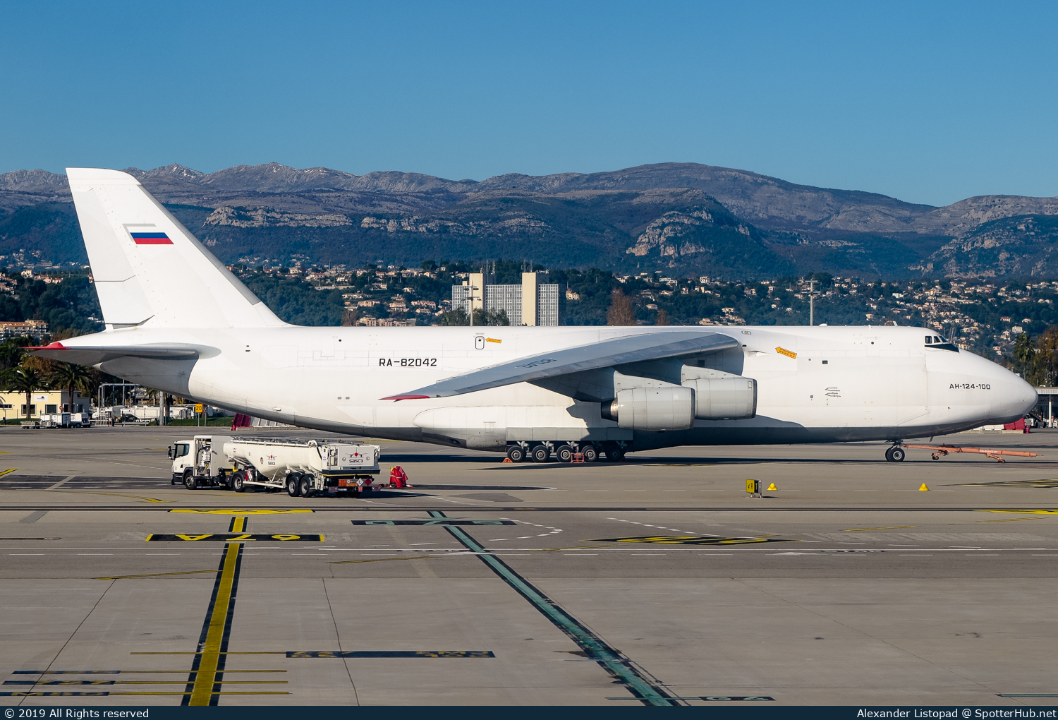 Photo of RA-82042 - Antonov An-124-100 Ruslan operated by Volga-Dnepr Airlines