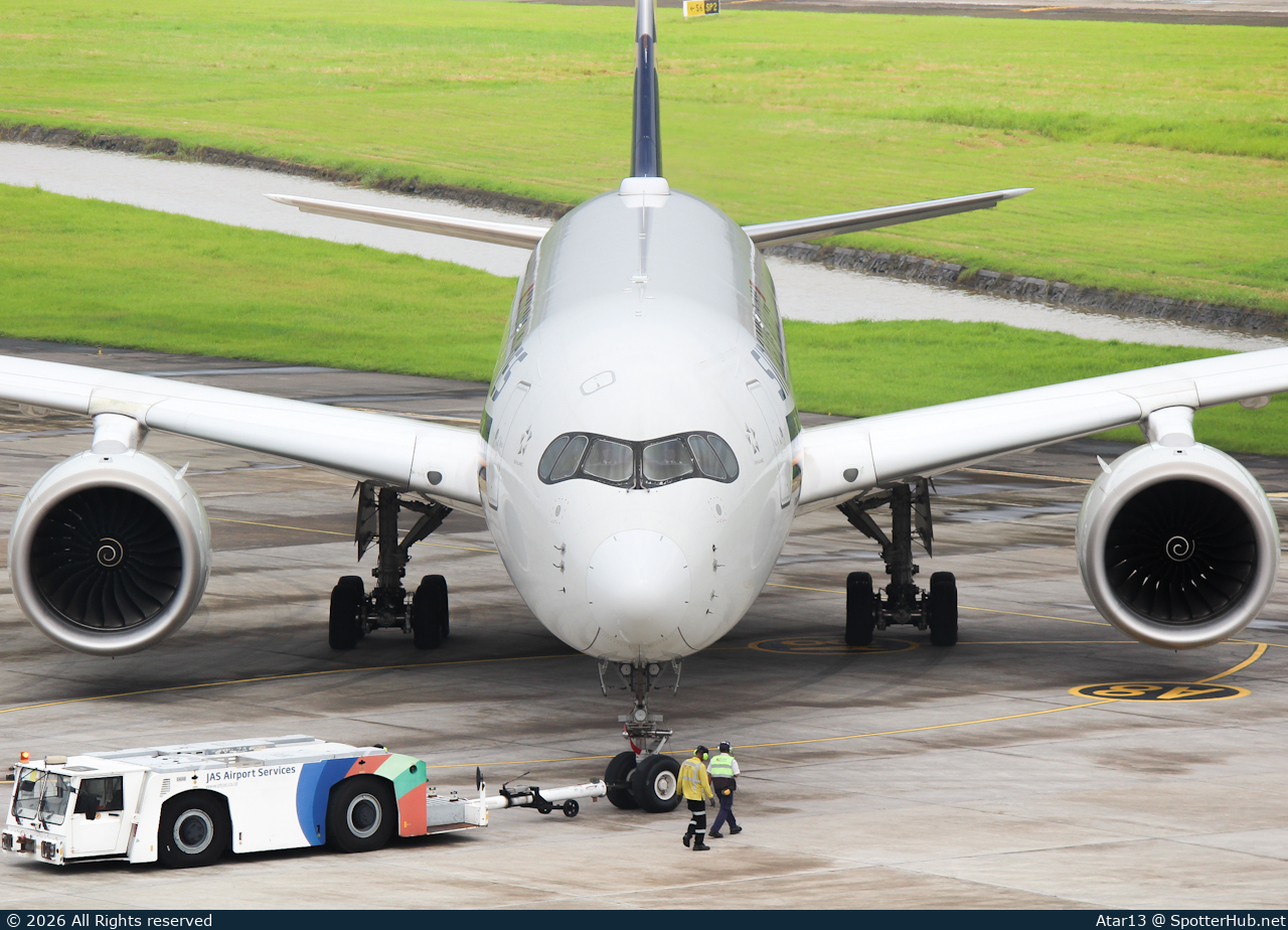 Photo of 9V-SHU - Airbus A350-941 operated by Singapore Airlines
