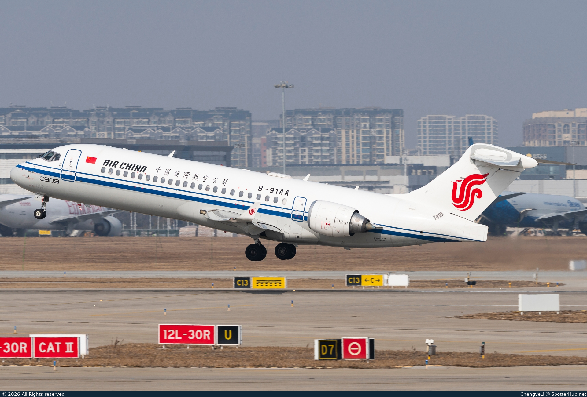 Photo of B-91AA - COMAC C909 operated by Air China