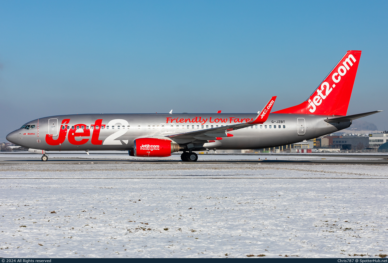 Photo of G-JZBT - Boeing 737-883 operated by Jet2