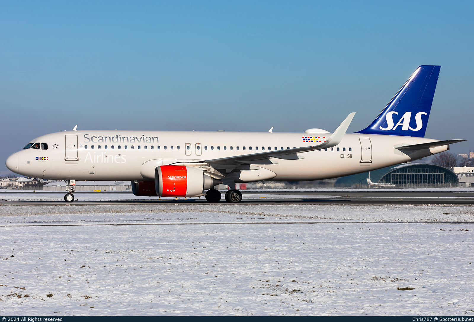 Photo of EI-SII - Airbus A320-251N operated by SAS Ireland