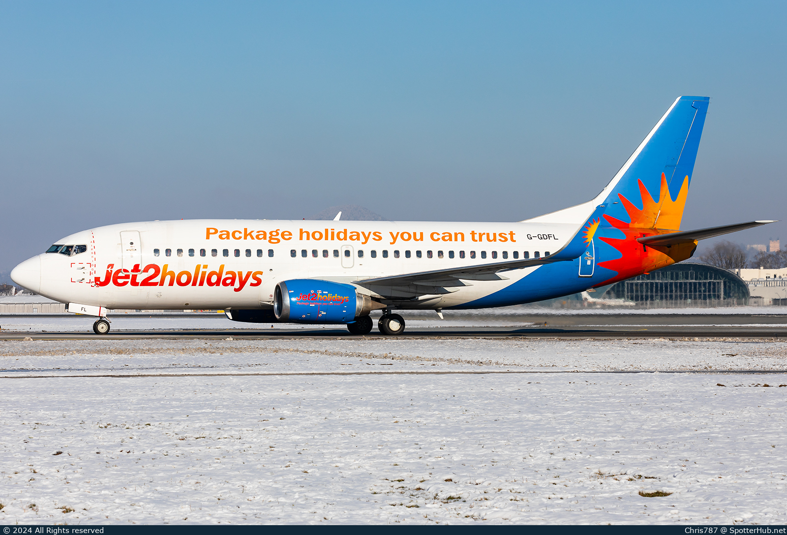 Photo of G-GDFL - Boeing 737-36N operated by Jet2