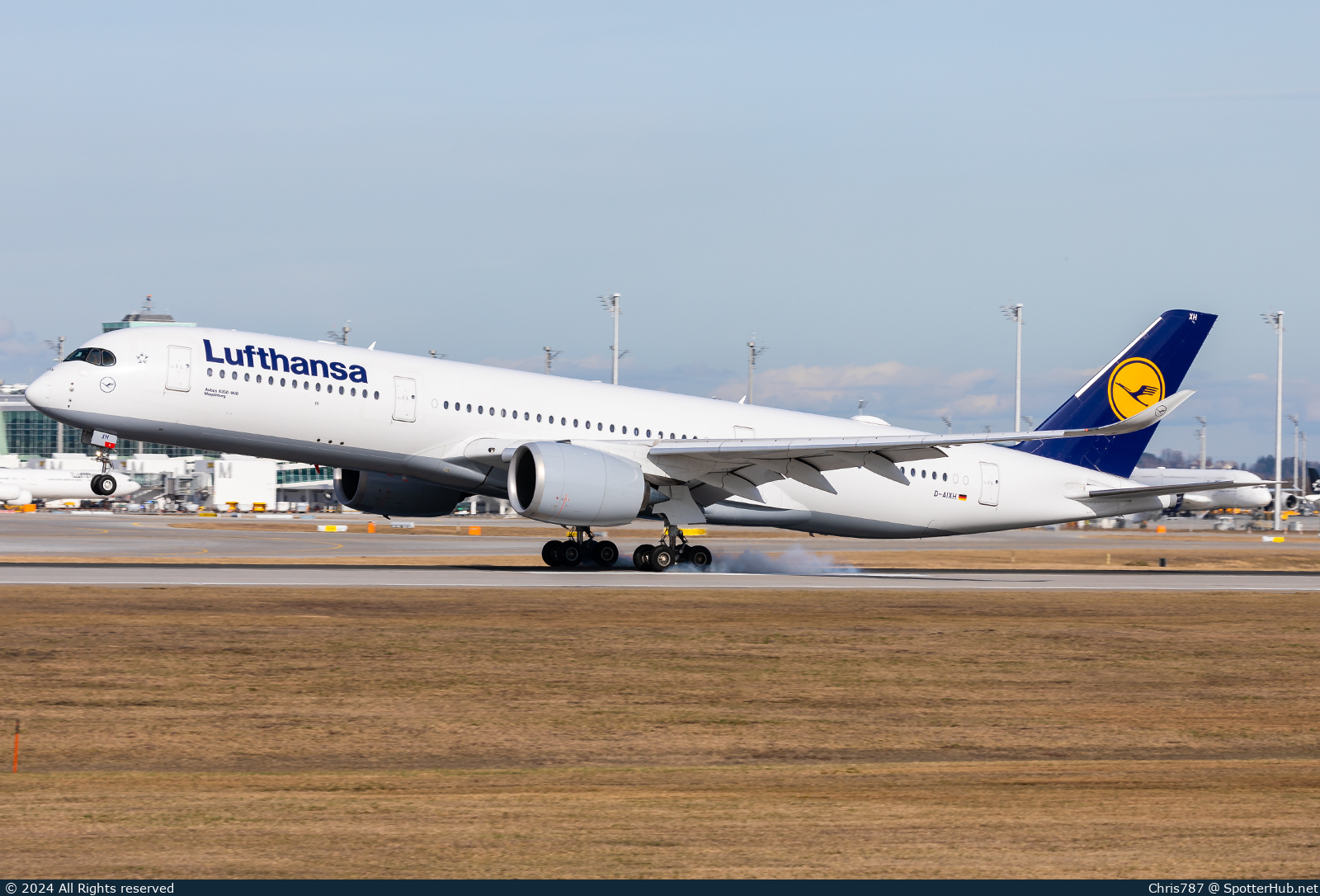 Photo of D-AIXH - Airbus A350-941 operated by Lufthansa