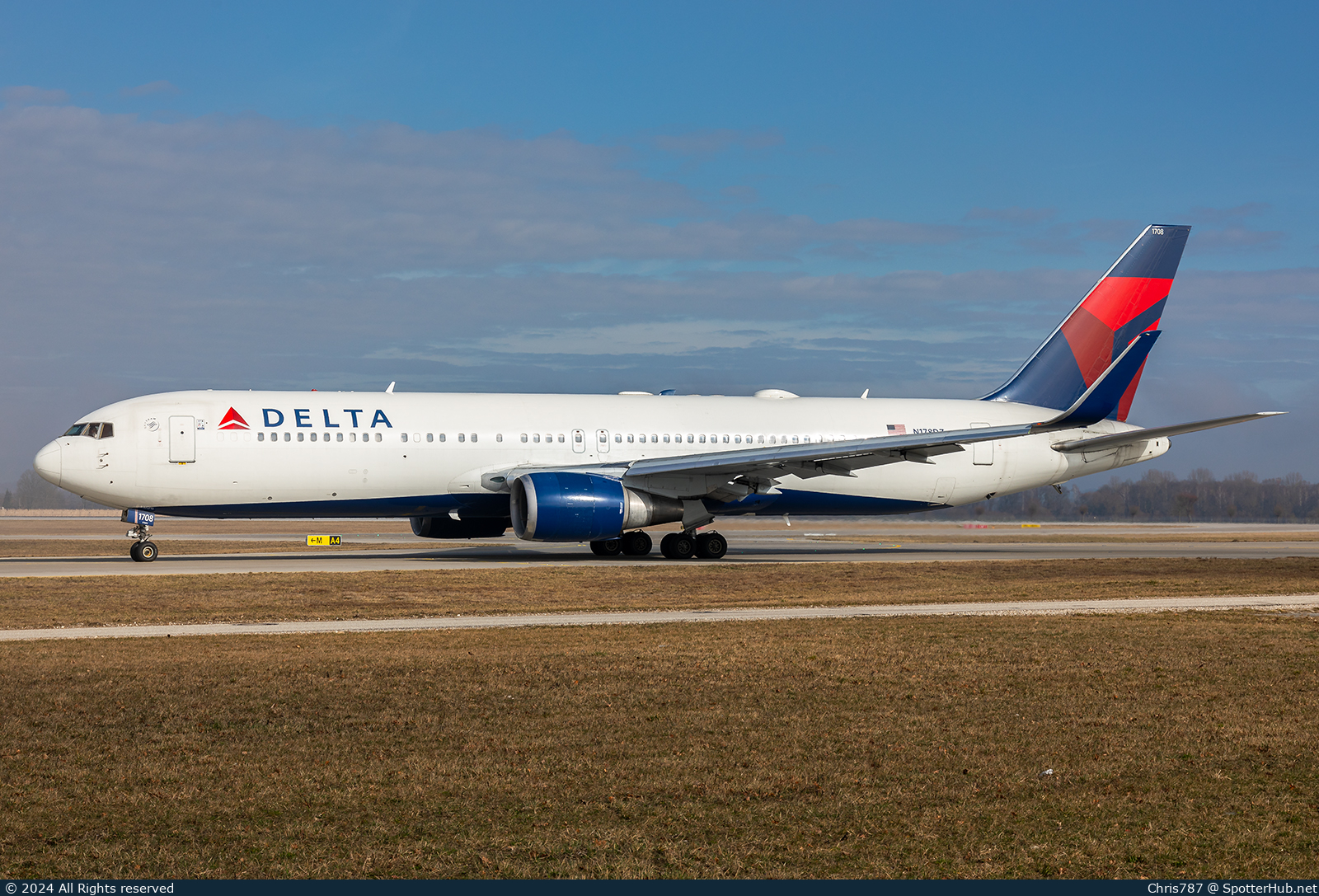 Photo of N178DZ - Boeing 767-332(ER) operated by Delta Air Lines