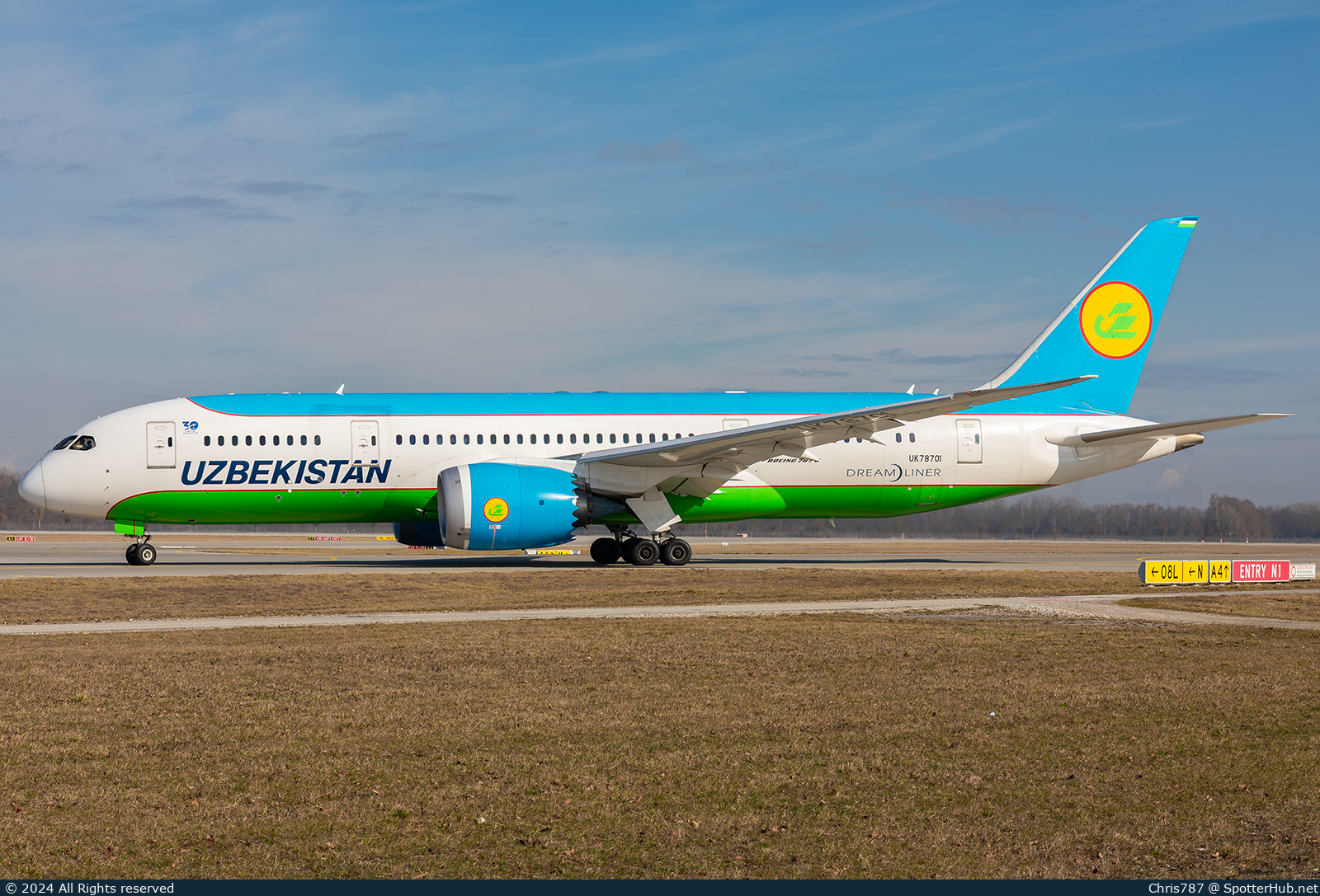 Photo of UK78701 - Boeing 787-8 Dreamliner operated by Uzbekistan Airways