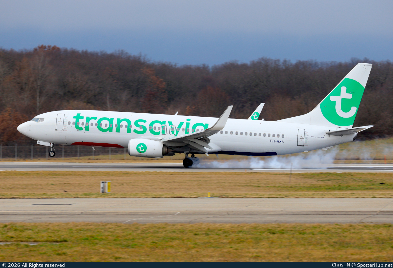 Photo of PH-HXA - Boeing 737-8K2 operated by Transavia