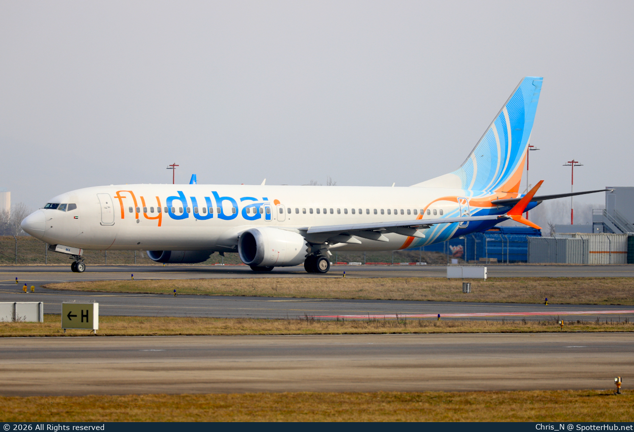 Photo of A6-FMA - Boeing 737 MAX 8 operated by flydubai