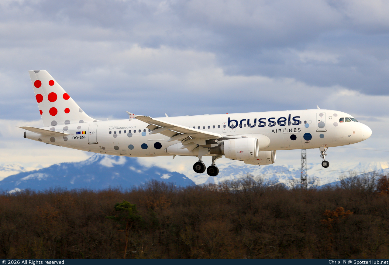 Photo of OO-SNF - Airbus A320-214 operated by Brussels Airlines