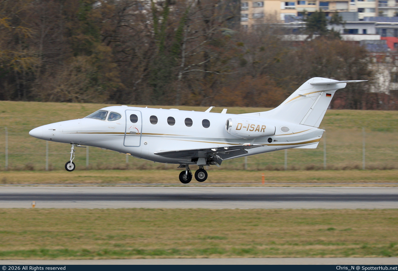 Photo of D-ISAR - Hawker Beechcraft 390 Premier I operated by EXXAero International