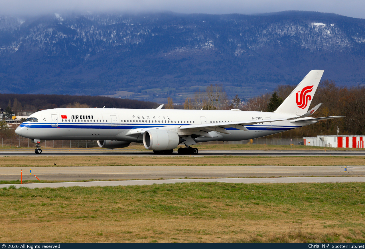 Photo of B-32F1 - Airbus A350-941 operated by Air China
