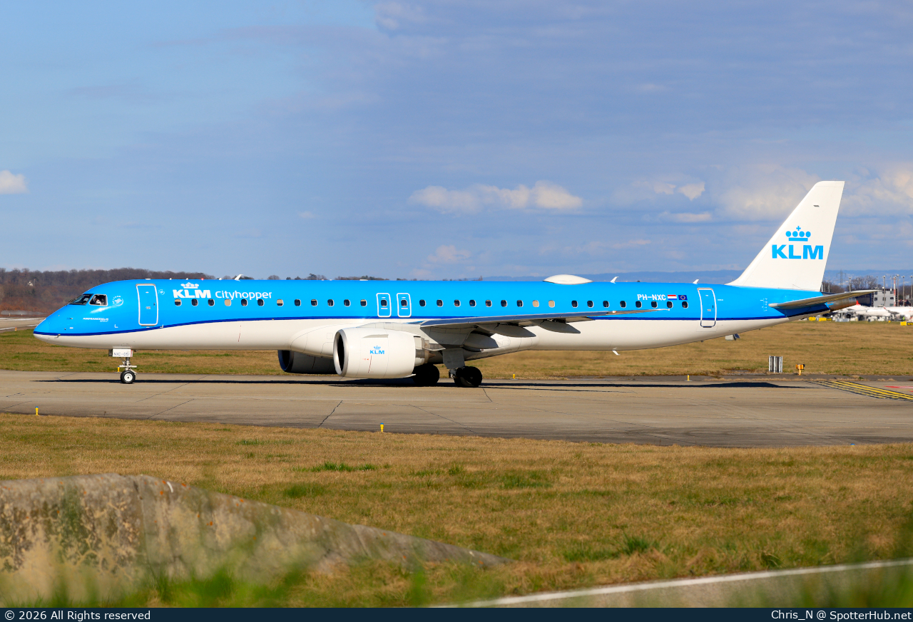 Photo of PH-NXC - Embraer ERJ-195-E2 operated by KLM Cityhopper