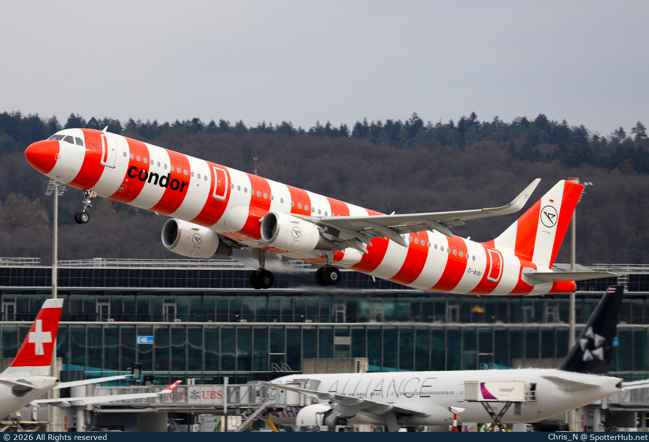 Photo of D-AIAI - Airbus A321-211 operated by Condor