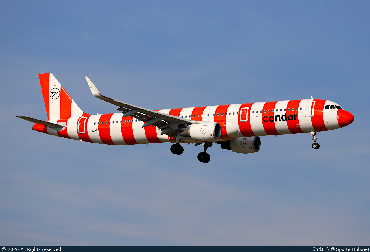 Photo of D-AIAI - Airbus A321-211 operated by Condor