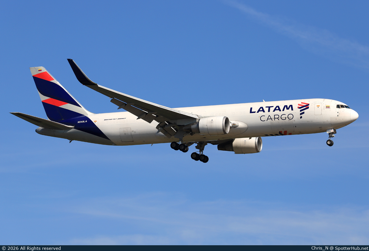 Photo of N540LA - Boeing 767-316(ER)(BCF) operated by LATAM Cargo Colombia