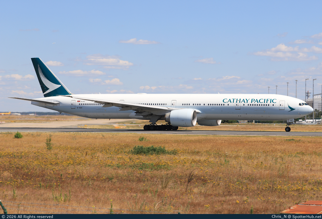 Photo of B-KQH - Boeing 777-367(ER) operated by Cathay Pacific Airways