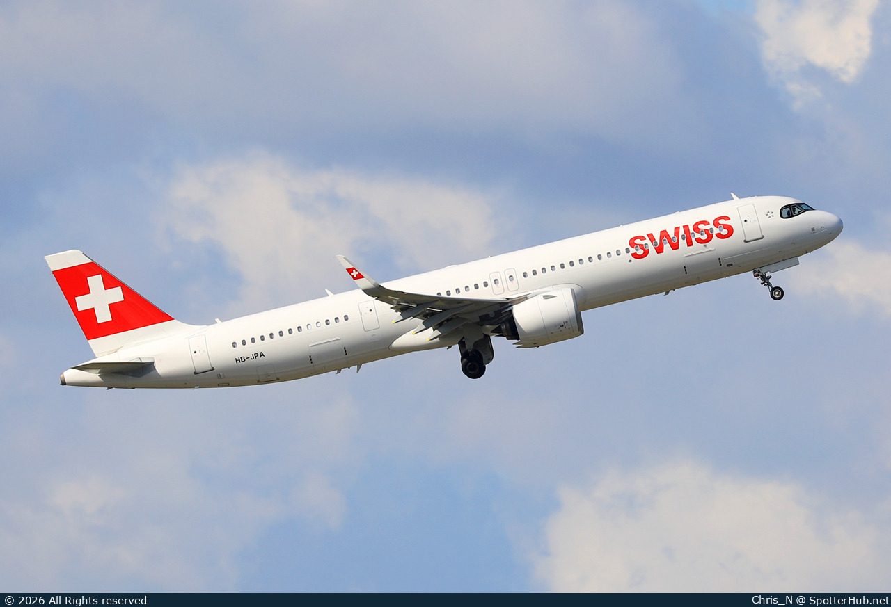 Photo of HB-JPA - Airbus A321-271NX operated by Swiss International Air Lines