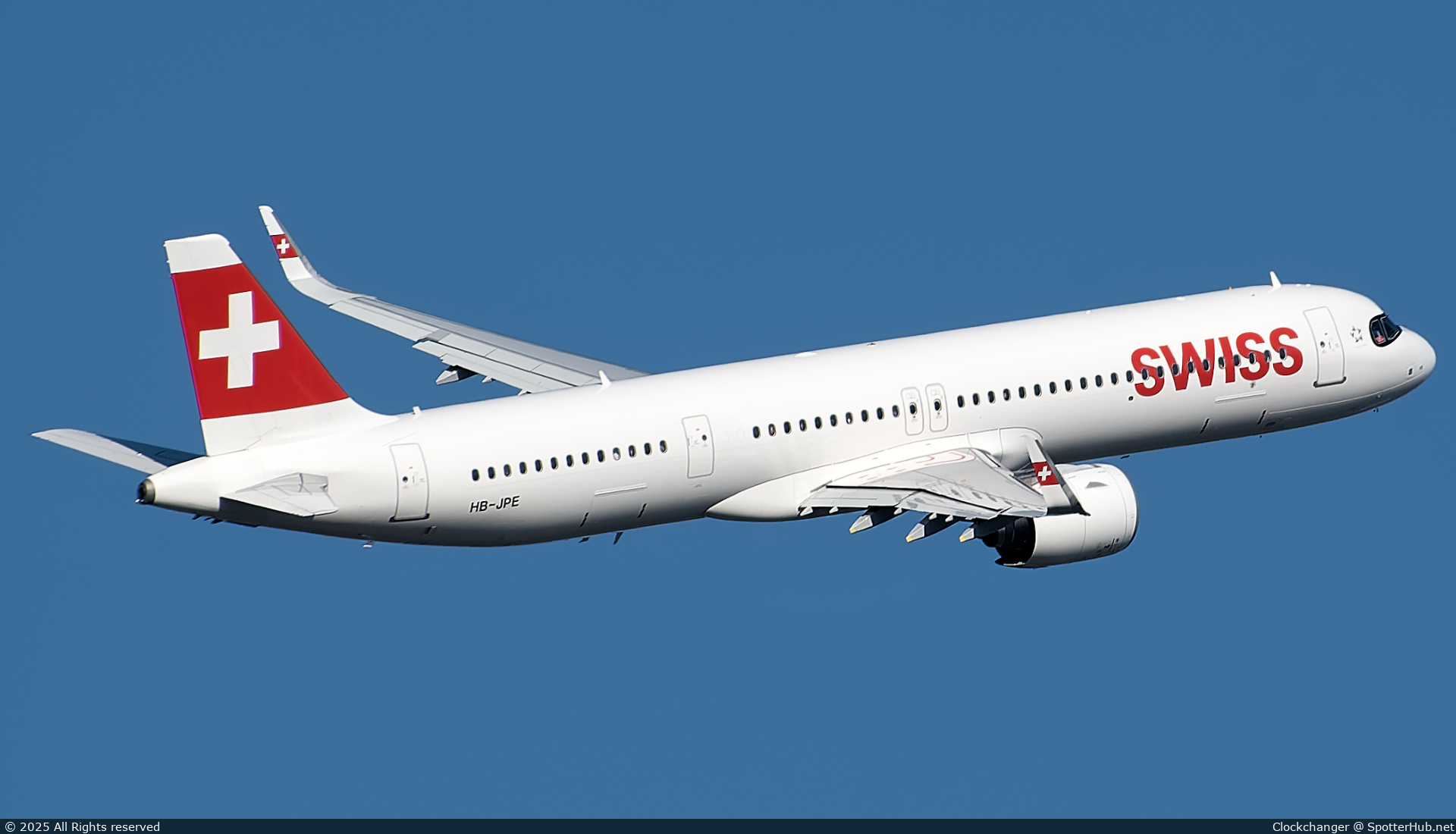 Photo of HB-JPE - Airbus A321-271NX operated by Swiss International Air Lines