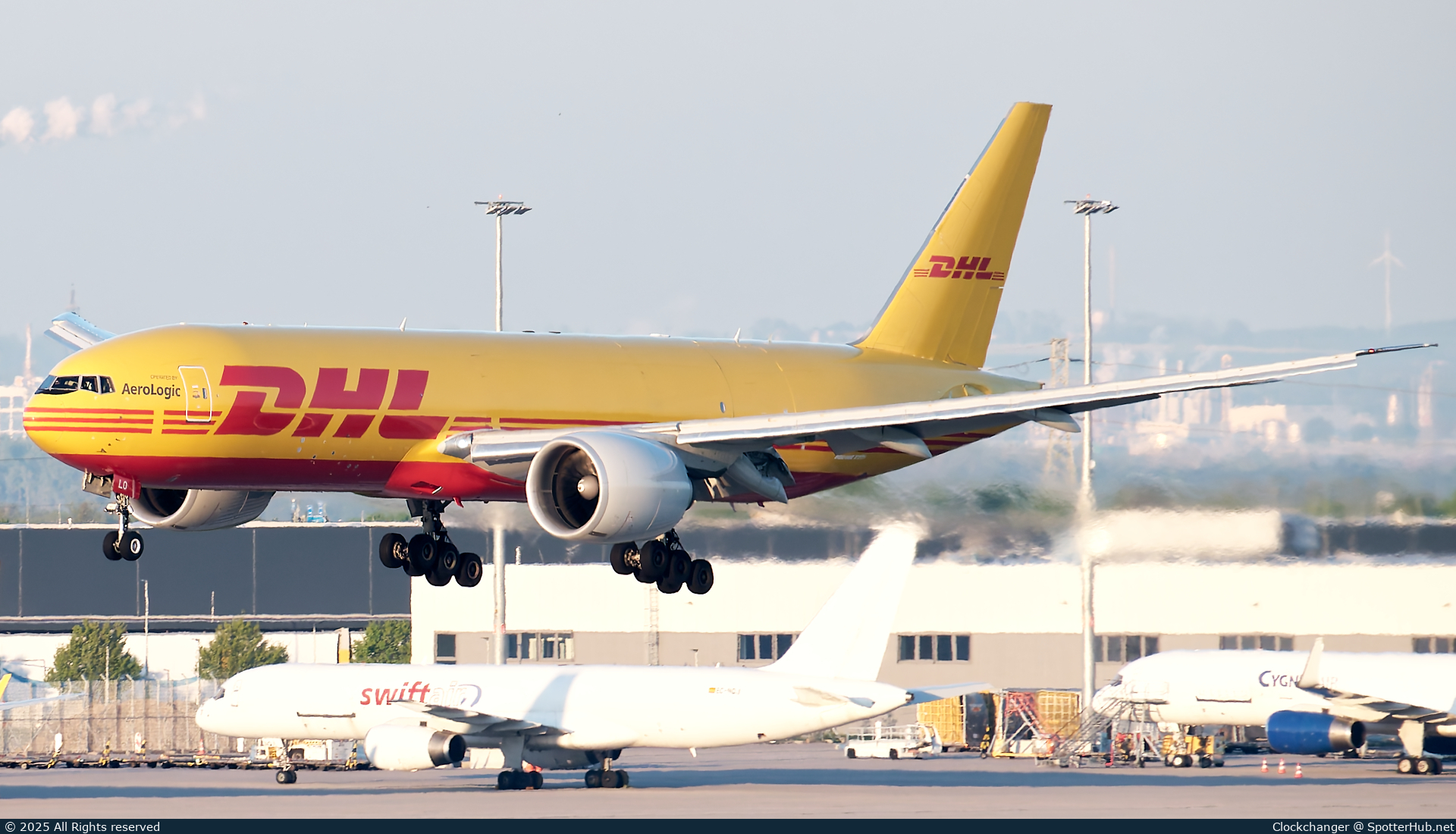 Photo of D-AALO - Boeing 777-F operated by AeroLogic