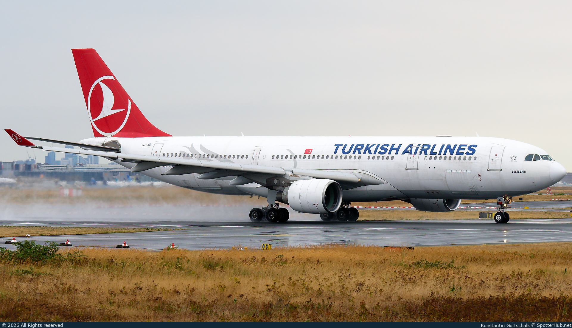 Photo of TC-JIO - Airbus A330-223 operated by Turkish Airlines