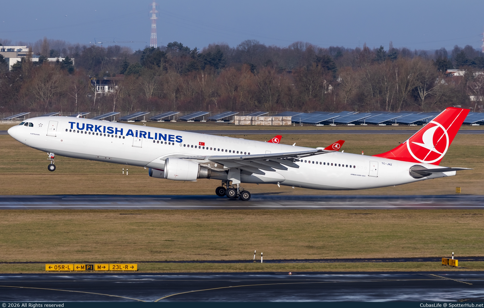 Photo of TC-JNZ - Airbus A330-303 operated by Turkish Airlines