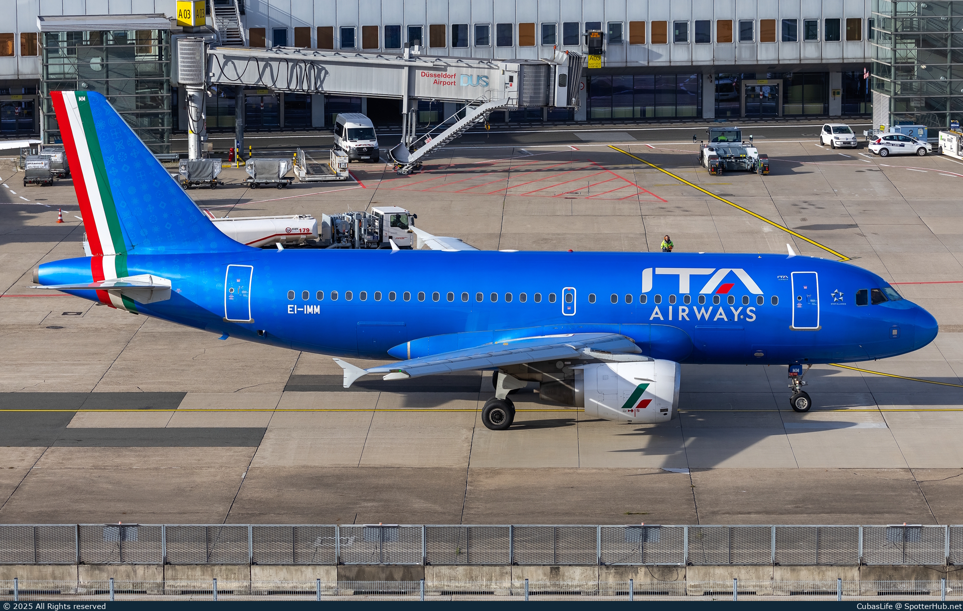 Photo of EI-IMM - Airbus A319-111 operated by ITA Airways