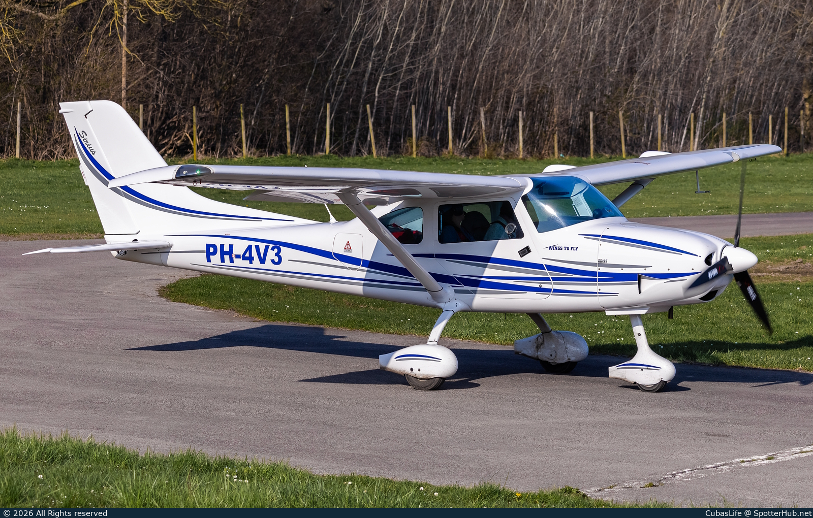 Photo of PH-4V3 - TL Ultralight TL-3000 Sirius operated by Wings to Fly