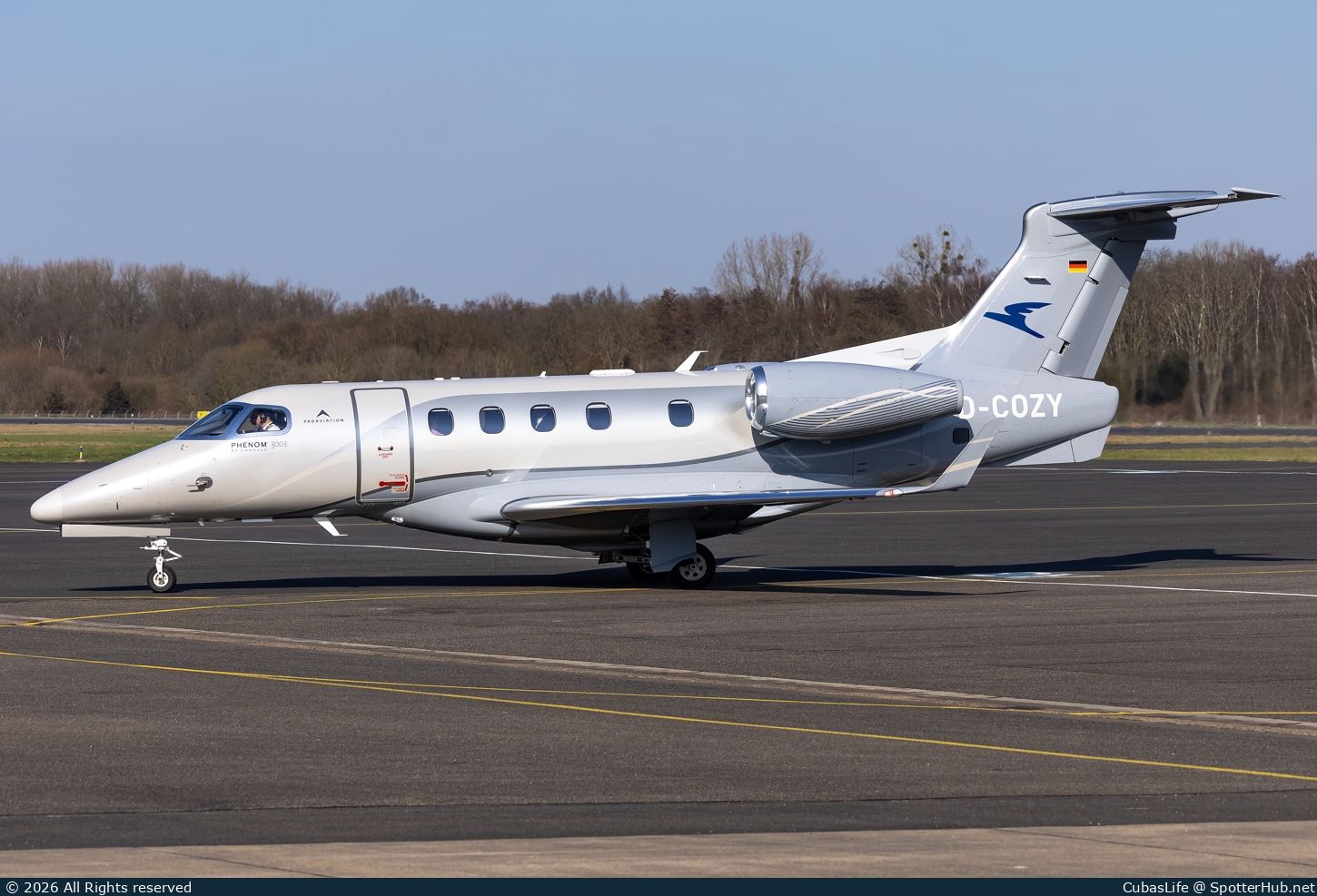 Photo of D-COZY - Embraer Phenom 300E operated by PAD Aviation Service