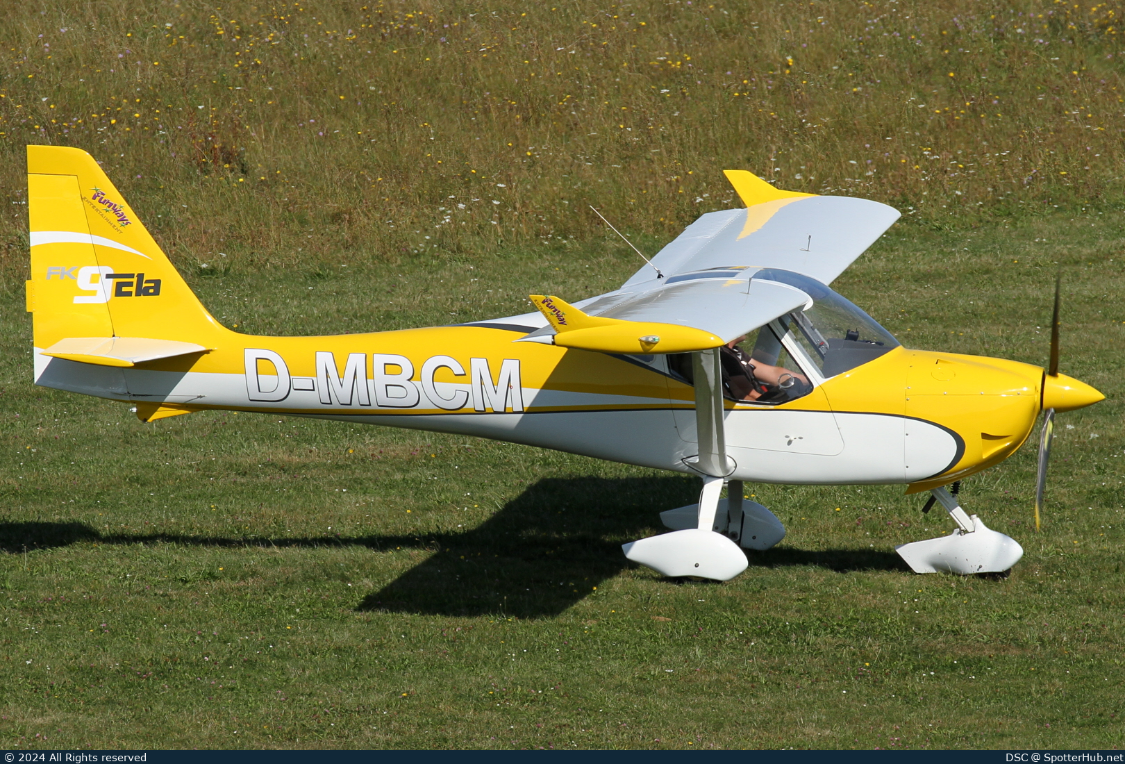 Photo of D-MBCM - FK-Lightplanes FK9 ELA operated by Fliegergruppe Plettenberg-Herscheid