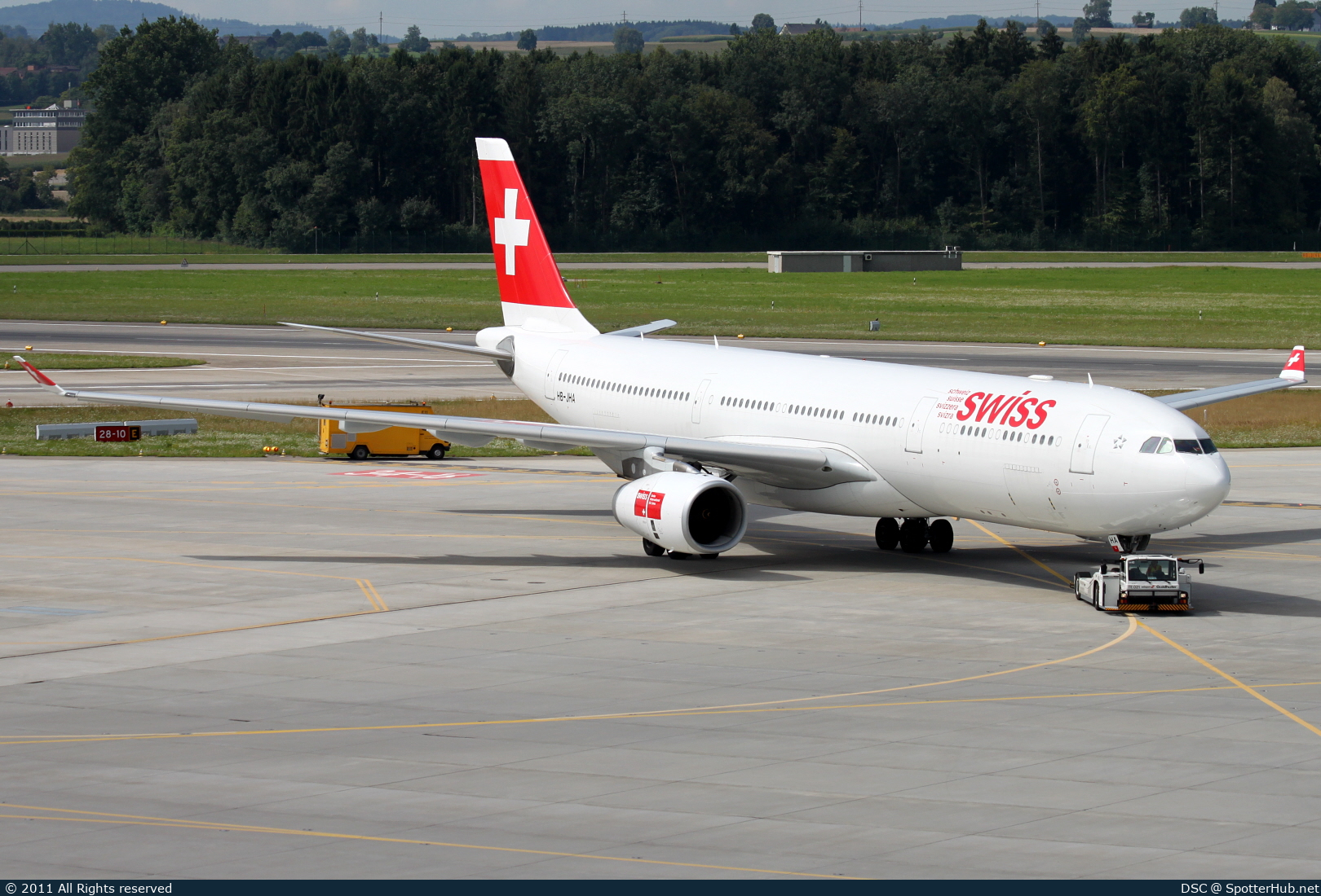 Photo of HB-JHA - Airbus A330-343 operated by Swiss International Air Lines