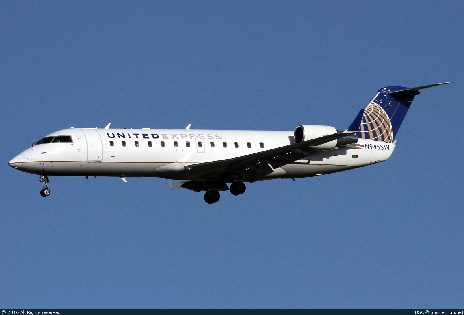 Photo of N945SW - Bombardier CRJ-200LR operated by United Express (opb SkyWest Airlines)