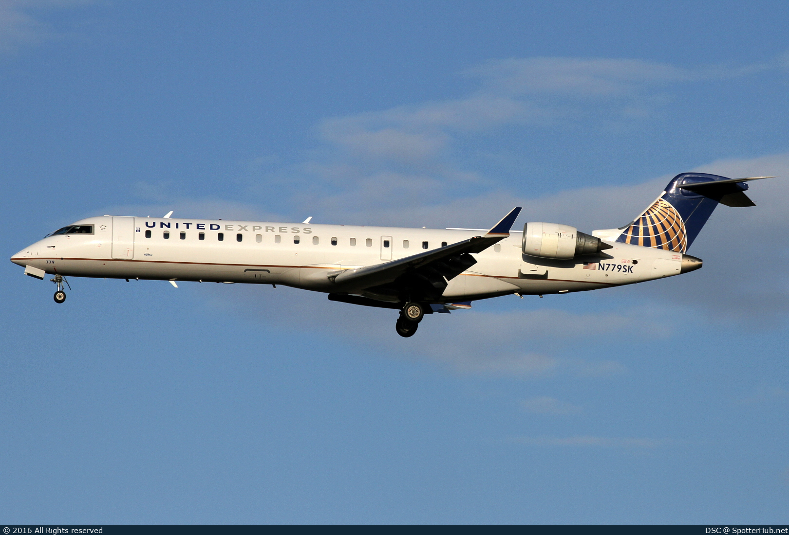 Photo of N779SK - Bombardier CRJ-701ER operated by United Express (opb SkyWest Airlines)
