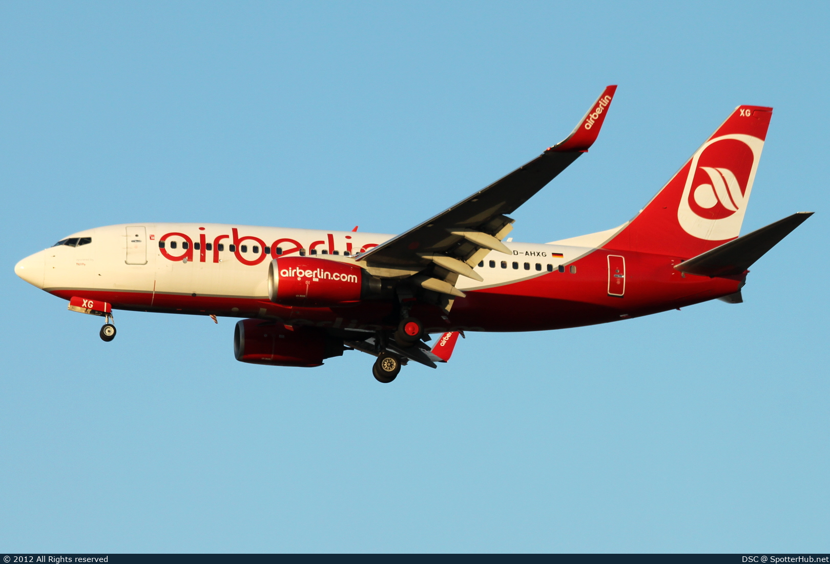 Photo of D-AHXG - Boeing 737-7K5 operated by Air Berlin (opb TUIfly)