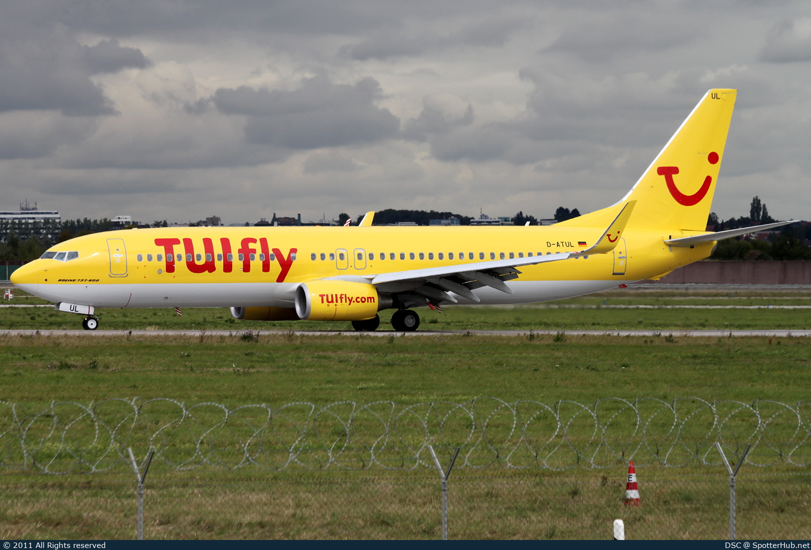 Photo of D-ATUL - Boeing 737-8K5 operated by TUIfly