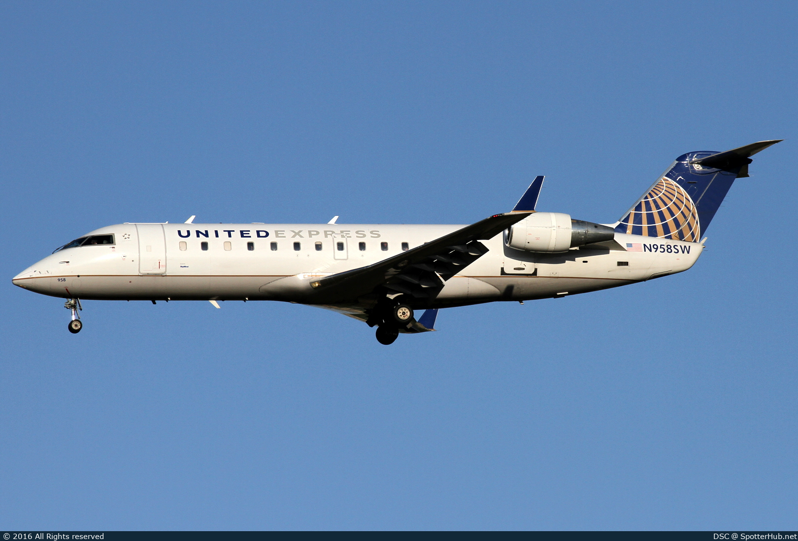 Photo of N958SW - Bombardier CRJ-200LR operated by United Express (opb SkyWest Airlines)