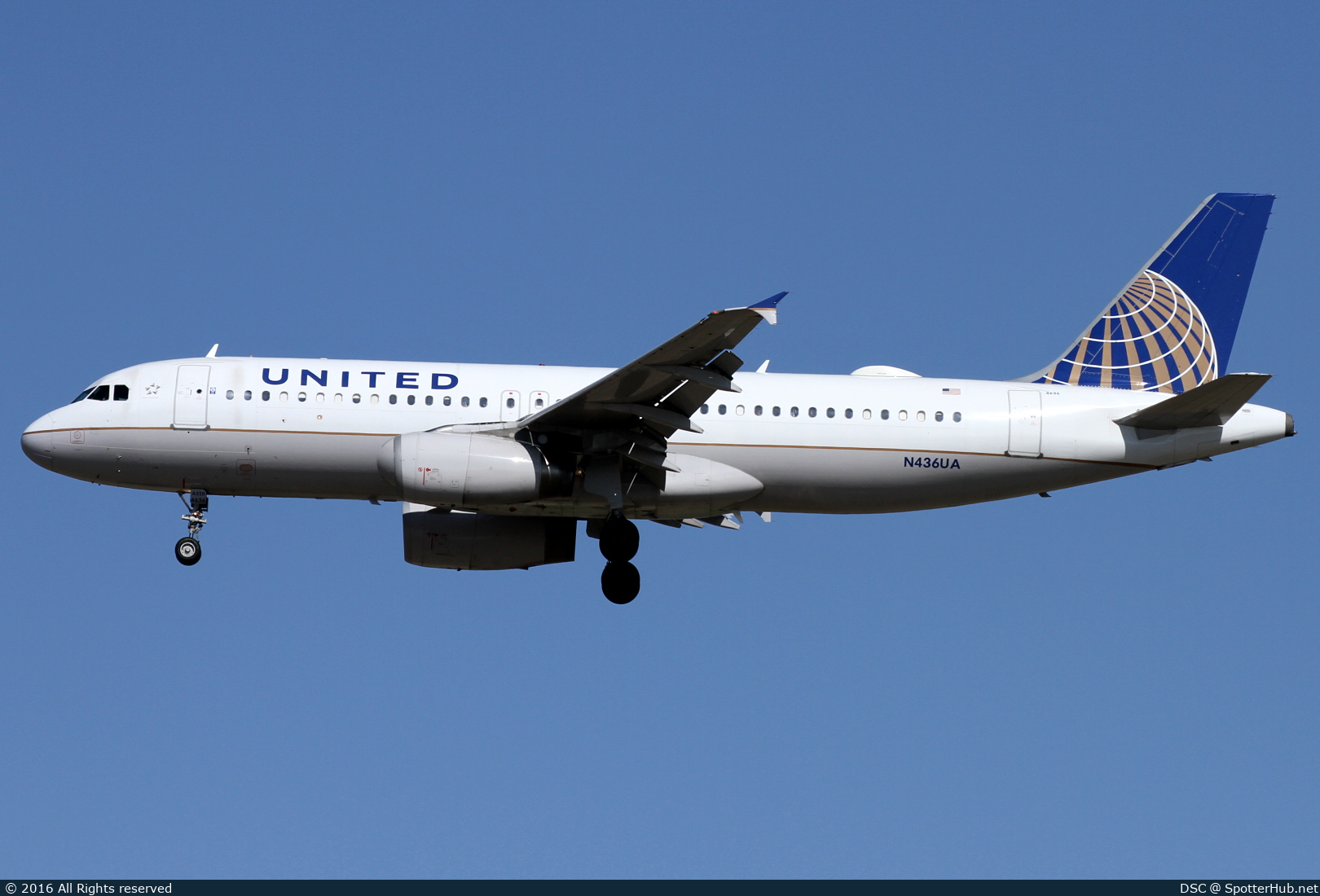 Photo of N436UA - Airbus A320-232 operated by United Airlines