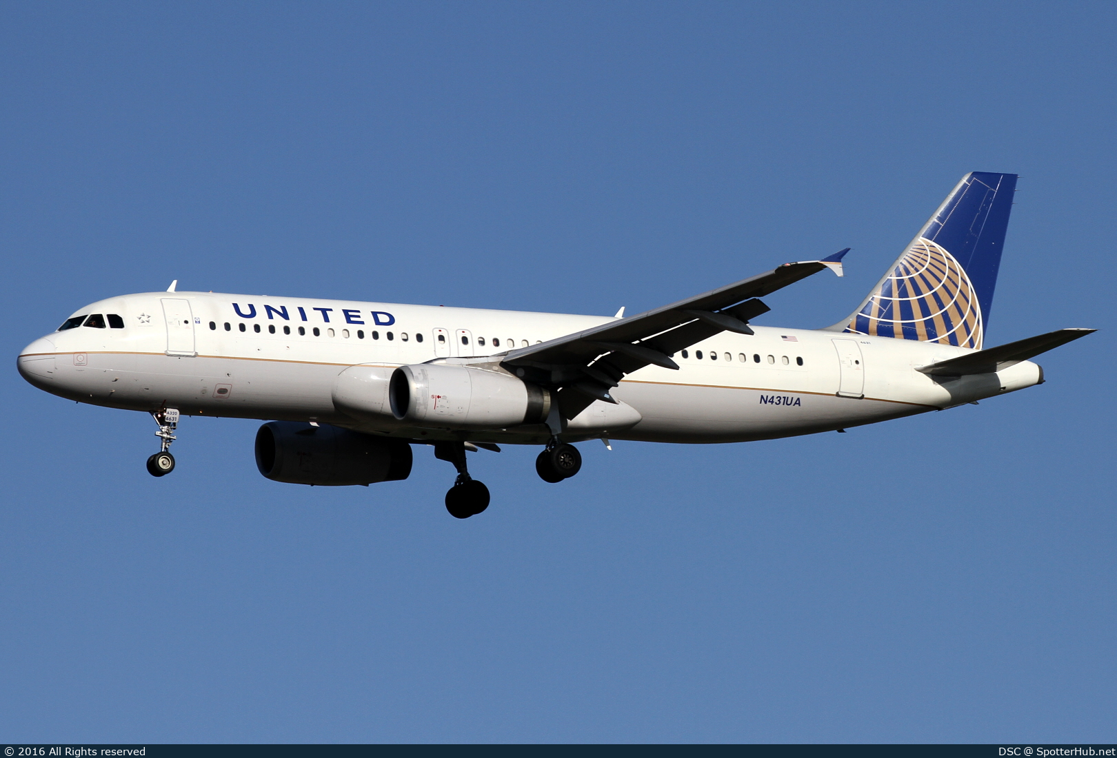 Photo of N431UA - Airbus A320-232 operated by United Airlines