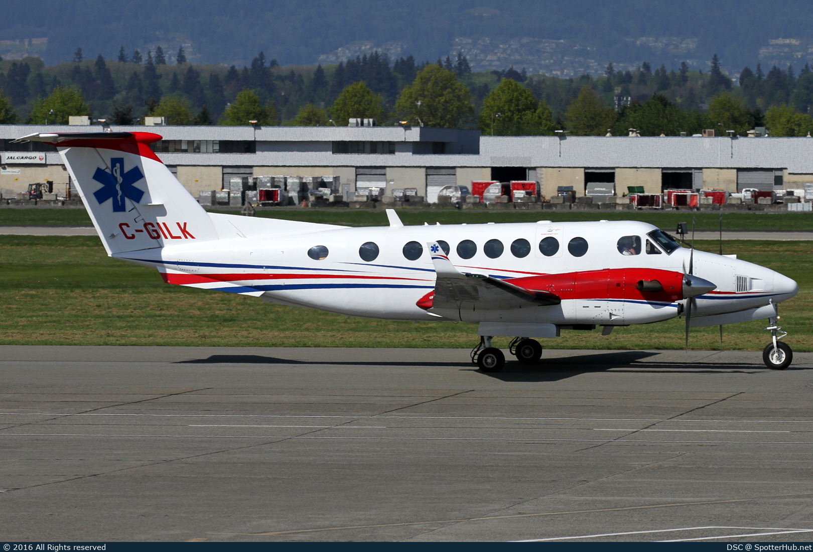 Photo of C-GILK - Beechcraft B300 Super King Air 350 operated by Carson Air