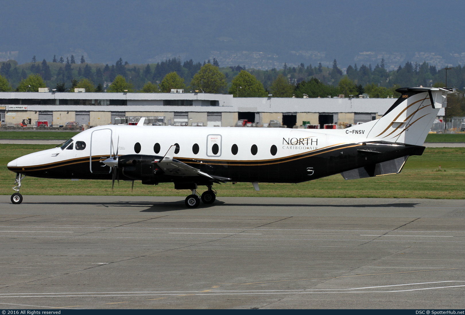 Photo of C-FNSV - Beechcraft 1900D operated by North Cariboo Air