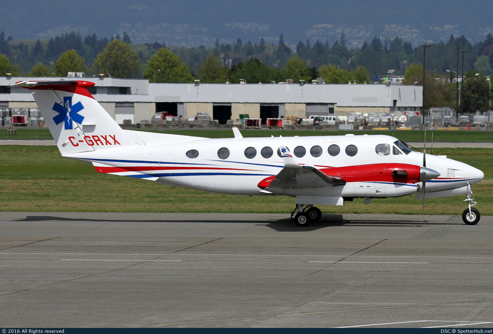 Photo of C-GRXX - Beechcraft B300 Super King Air 350 operated by Carson Air