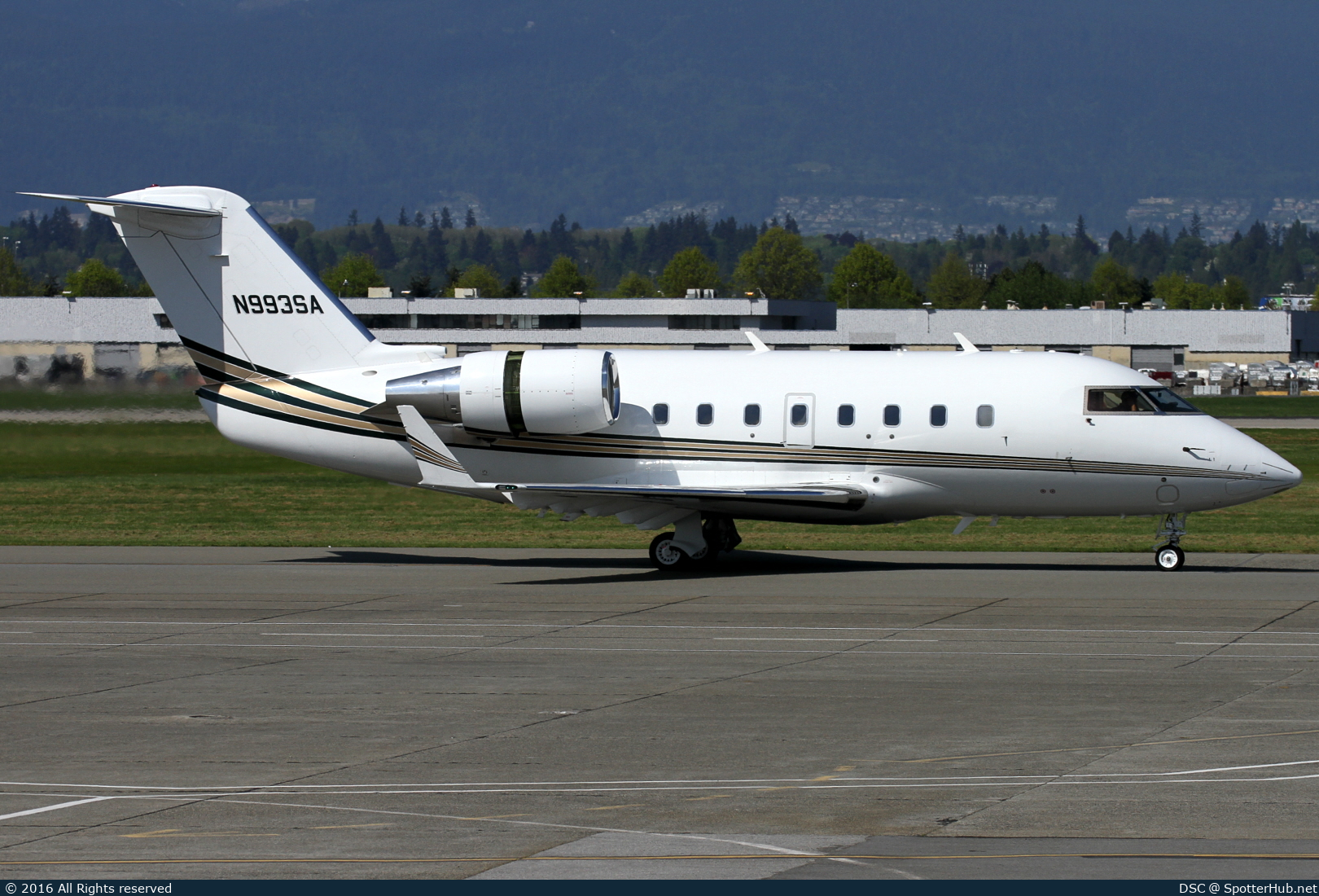 Photo of N993SA - Bombardier Challenger 601-3A operated by Worldwide Jet