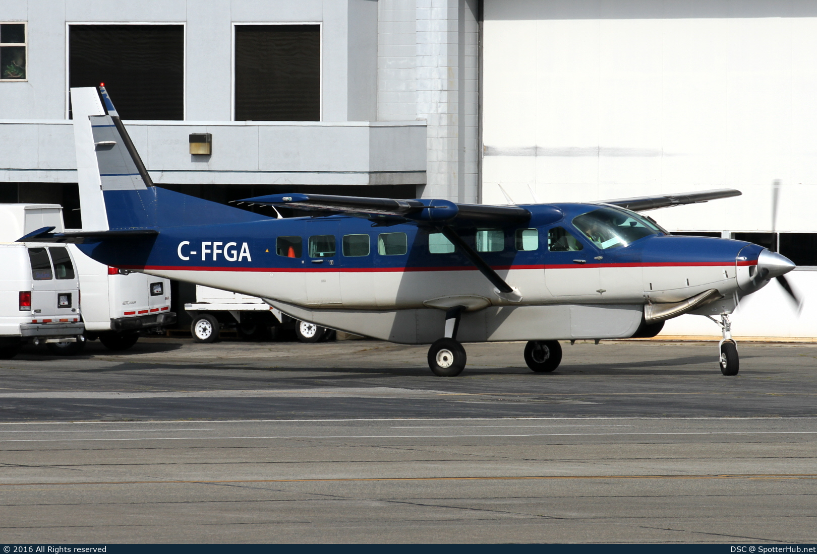 Photo of C-FFGA - Cessna 208B Grand Caravan operated by Skylink Express