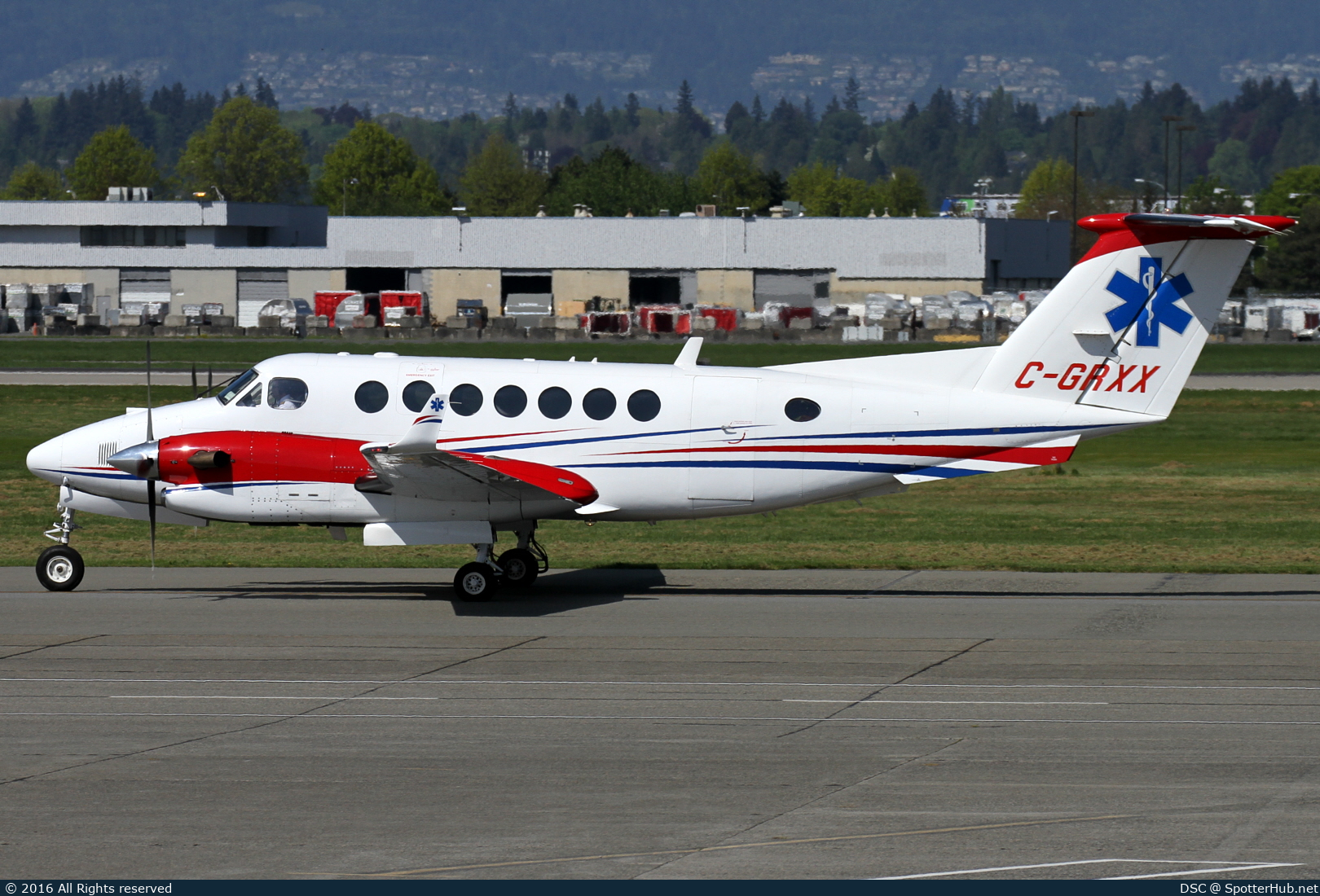 Photo of C-GRXX - Beechcraft B300 Super King Air 350 operated by Carson Air