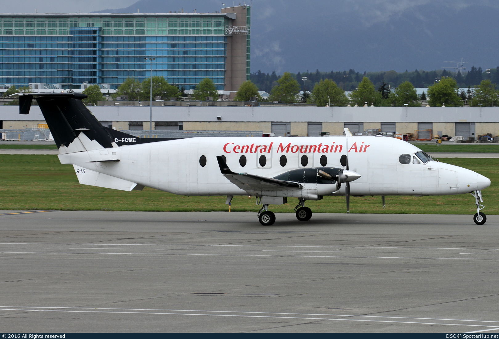 Photo of C-FCME - Beechcraft 1900D operated by Central Mountain Air