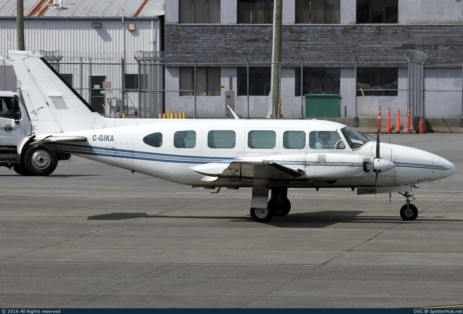 Photo of C-GIKA - Piper PA-31-350 Navajo Chieftain operated by Orca Airways