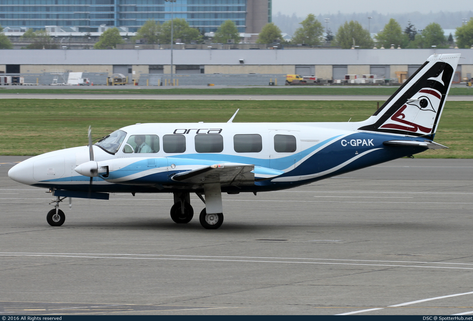 Photo of C-GPAK - Piper PA-31-350 Chieftain operated by Orca Airways